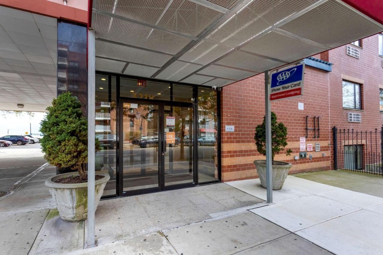 Comfort Inn Brooklyn Нью-Йорк Екстер'єр фото